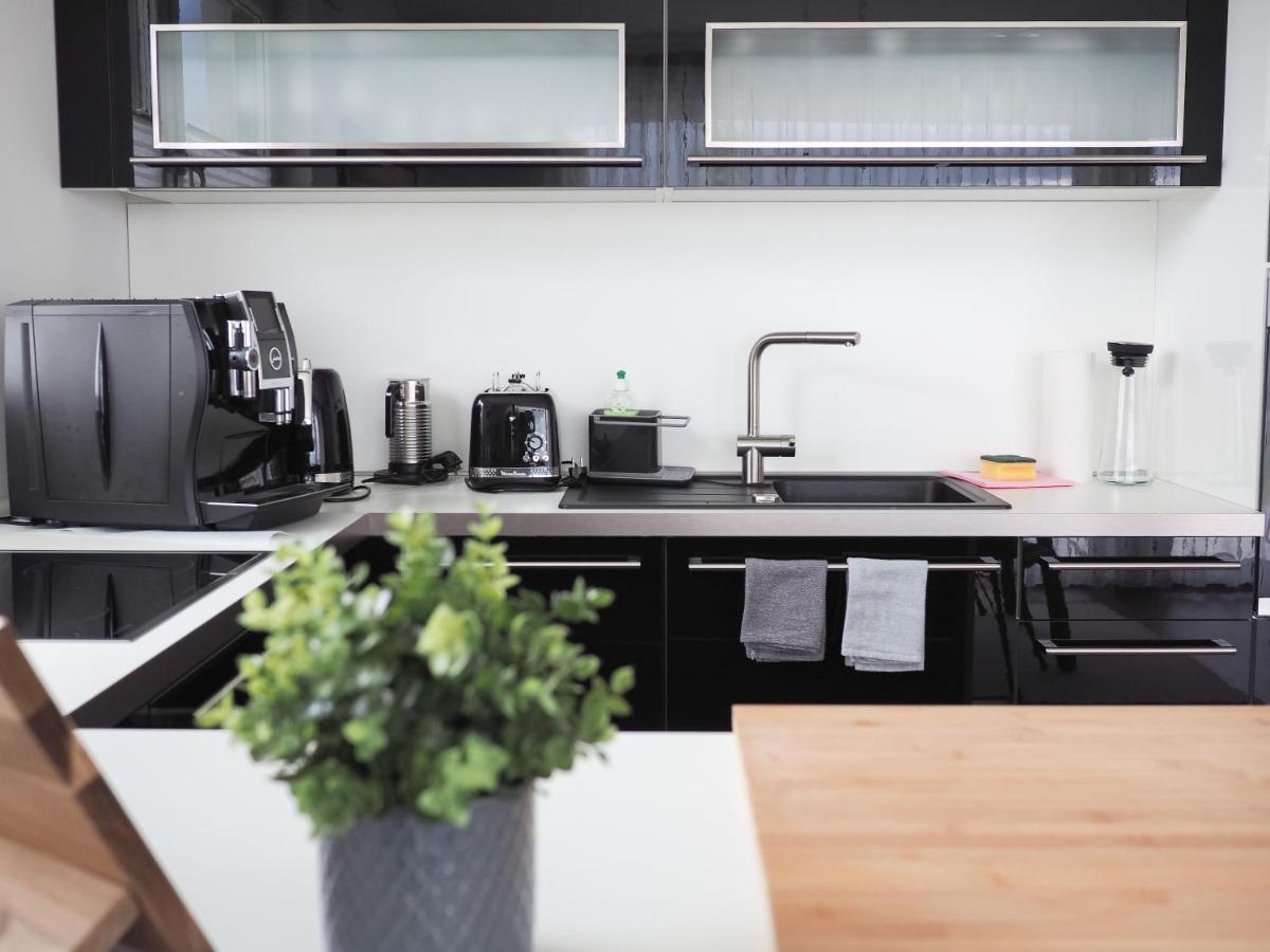 Moderne Ferienwohnung Mit Seeblick & Terrasse 96Qm グロースレッシェン エクステリア 写真